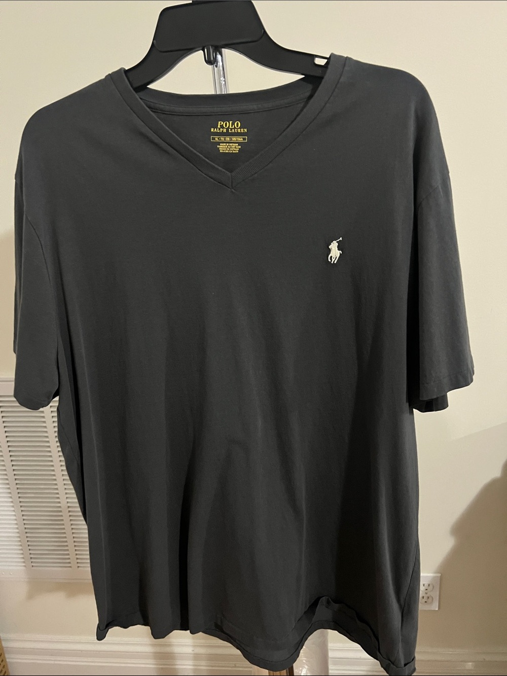 Polo by Ralph Lauren Men's V-Neck Tee in Charcoal with White Pony